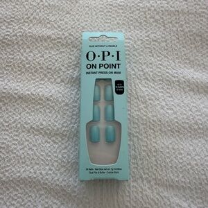 OPI On Point Instant Press-On Mani - Light Blue